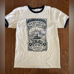 Hard Rock Cafe Rockin Proud To Serve US Navy Ringer T Shirt Size Small